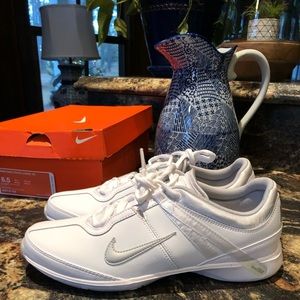 Womens Nike Zoom Cheer